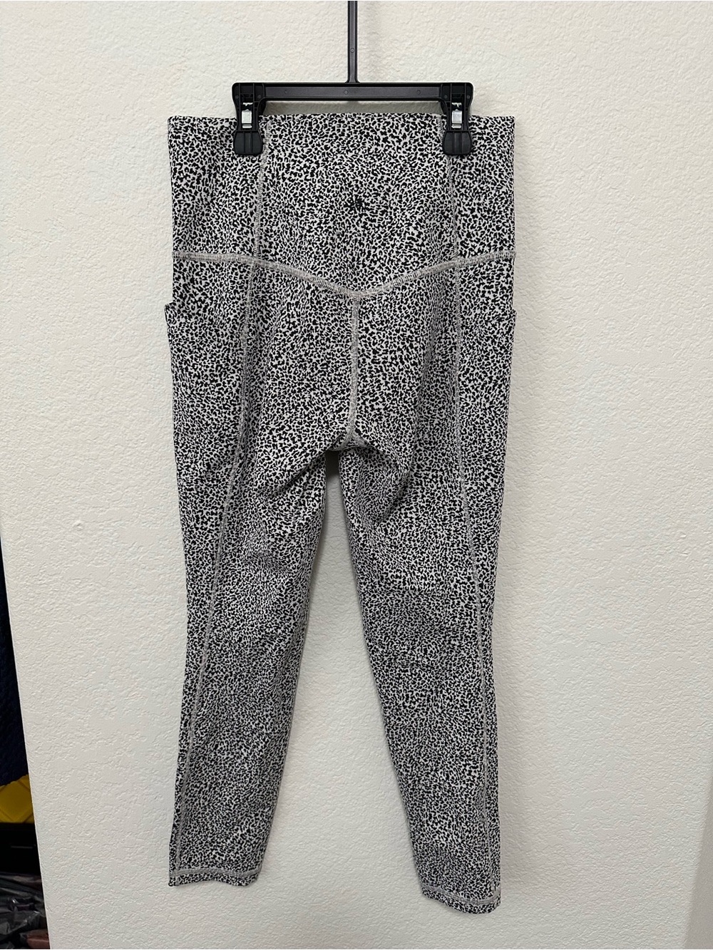 Athleta Leggings! - Picture 4 of 7